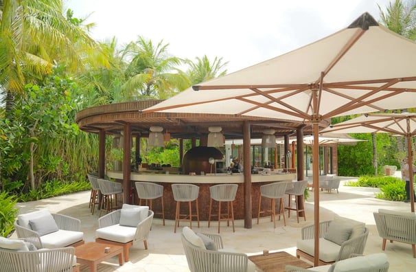 waldorf-astoria-ithaafushi-maldives-outdoor-lounge-area