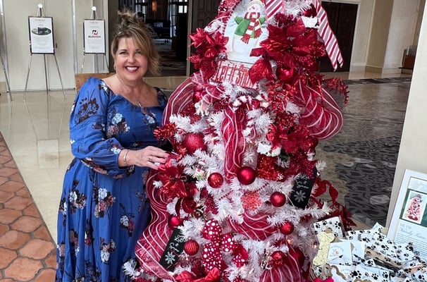Holiday decorating by Manor Magic in Celebration, Florida