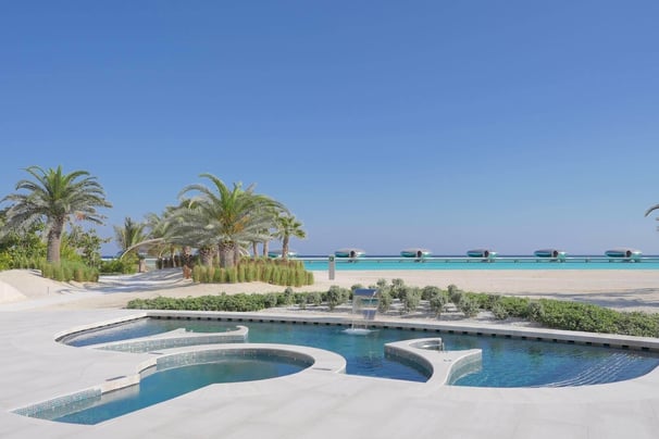 shebara-resort-spa-pool