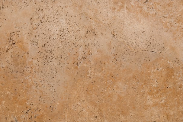 pedra travertino, material muito usada no coliseu de Roma