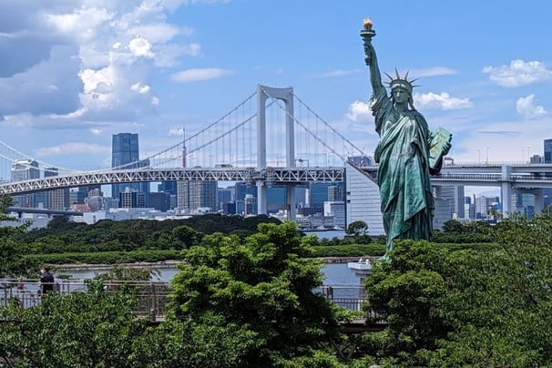 Statue of Liberty replica in Odaiba Daiba Tokyo bay