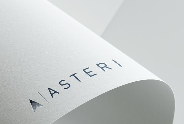 Asteri logotipas