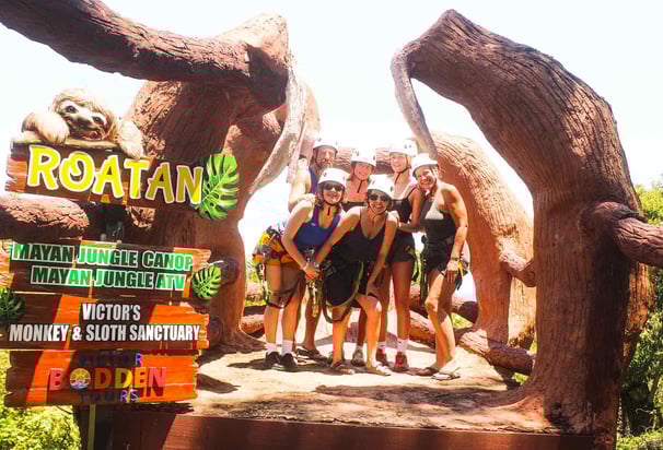 Tour de Tiroleza en Roatan Honduras