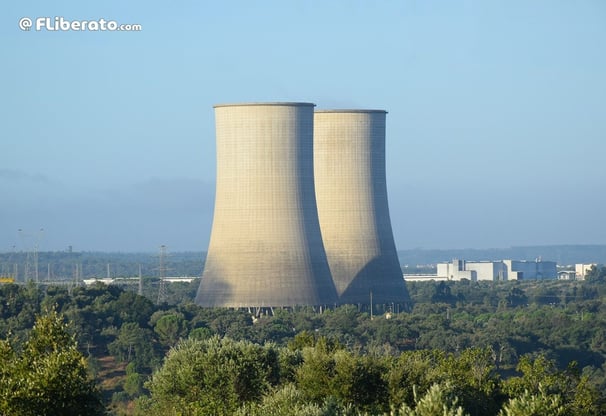 Torres-de-refrigeração-Central-Termoelétrica-do-Pego