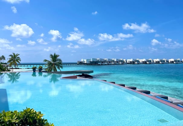 Jumeirah Olhahali Island Maldives pool