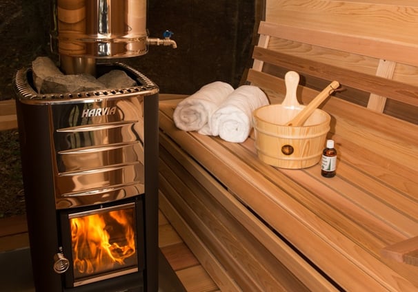 Sauna tonneau, barrel en red cedar, chauffage harvia au feu de bois, location+sauna