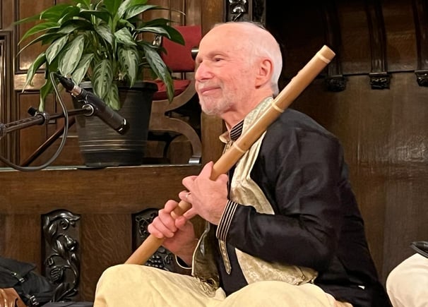 Lion Leifer playing indian bamboo flute
