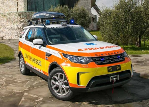 Medical vehicle based on Land Rover Discovery - equipped with all the necessary equipment 