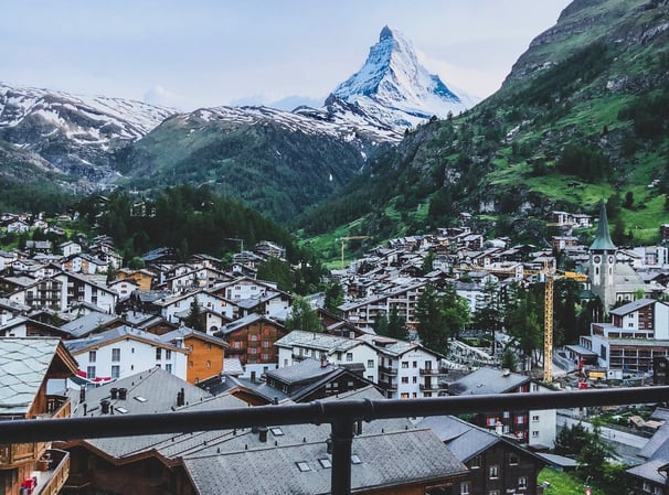 a view of a mountain range with a view of a mountain range