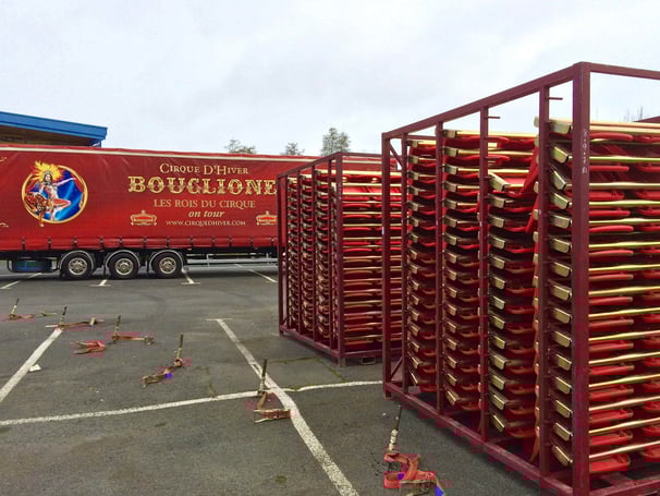 Montage du Cirque d'Hiver Bouglione à Saint Brieuc