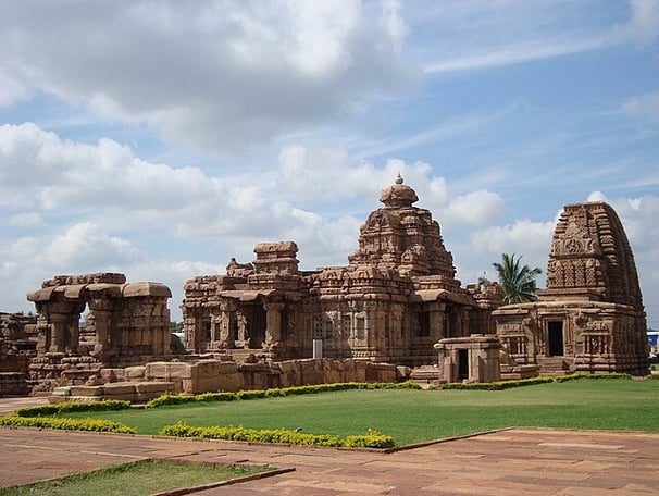 UNESCO Temple complex Pattadkal - Hyderabad to Bangalore tour package