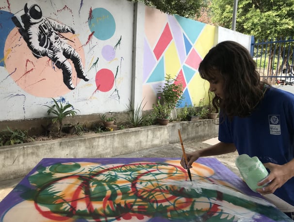 A oficina de stencil e grafite revelou grandes talentos na Escola Franc. Morato, em Barra do Garças