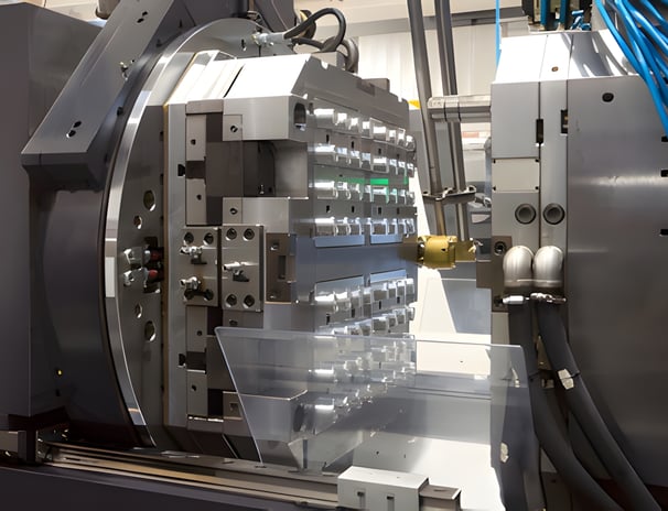 low-volumn plastic injection molding