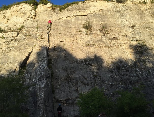 sortie falaise adultes en bourgogne