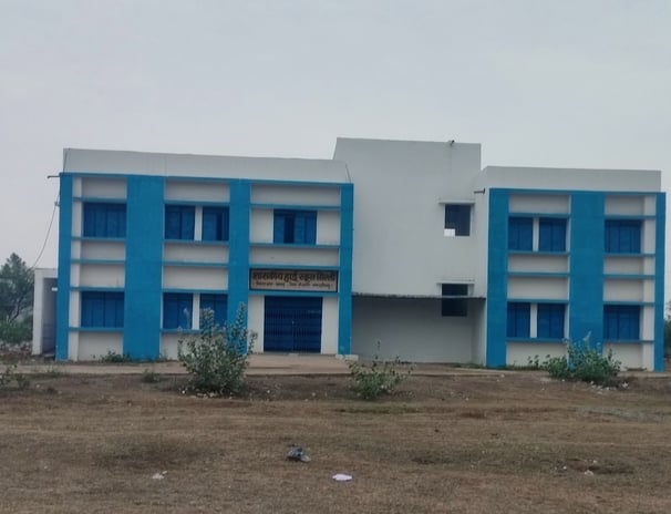Hr. Sec. School sirli