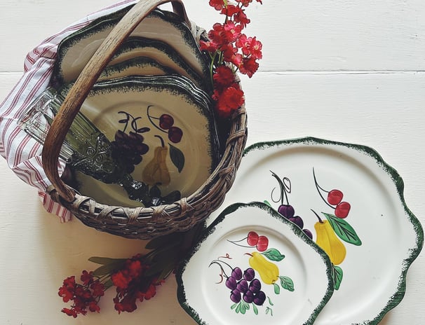 Fruit Pattern Vintage Dinnerware