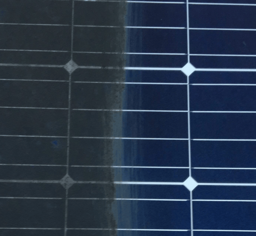 a solar paneled solar paneled on a solar paneled paneled solar panelLavage de panneaux photovoltaïqu