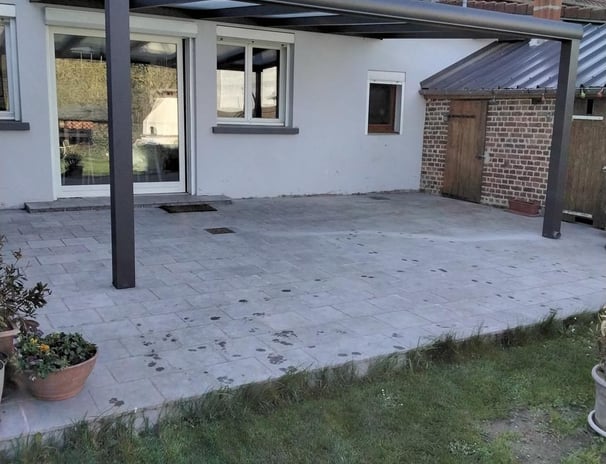 pergola adosee toit fixe