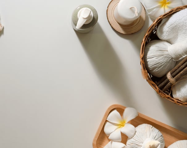 Spa accessoires en ontspannende setting bij Medisch Pedicure Grote Berg voor een verwenmoment.