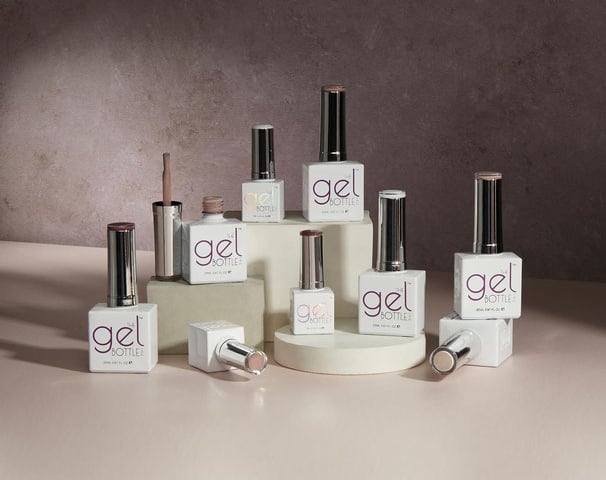 Collectie van The Gel Bottle nagelproducten beschikbaar bij Medisch Pedicure Grote Berg.