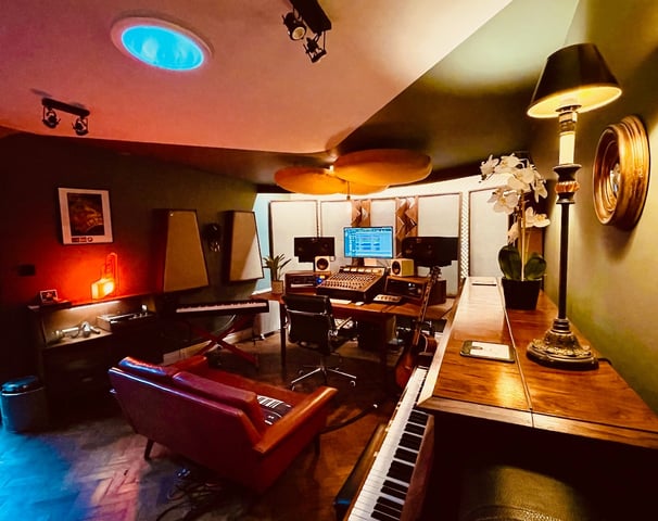 Mixing / listening area acoustically treated