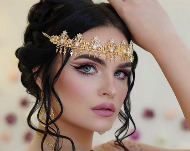 cut crease pink, arabic makeup, dubai makeup, makeup artist dubai, makeup artist ras al khaimah, makeup artist ajman
