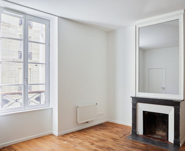 renovation-interieure-parquet-cheminee-appartement
