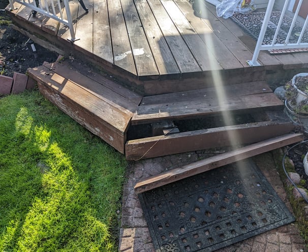 BEFORE DECK REPAIR MEDFORD OREGON