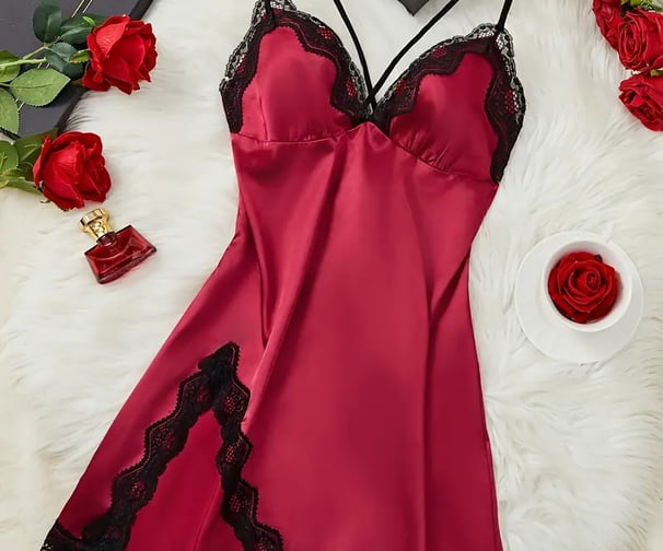 Sexy intimate wear with refined elegance