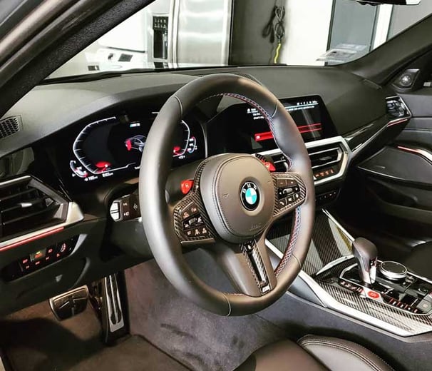 Professional mobile car detailing service providing exterior and interior car cleaning