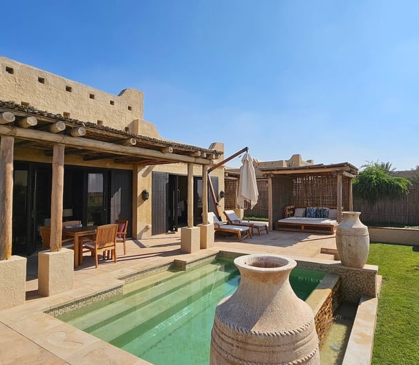 nantara-qasr-al-sarab-villa-outdoors