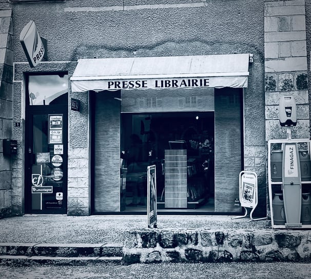 Le Relais Curieux - Maison de la Presse, Librairie, Jeux de Sauxillanges
