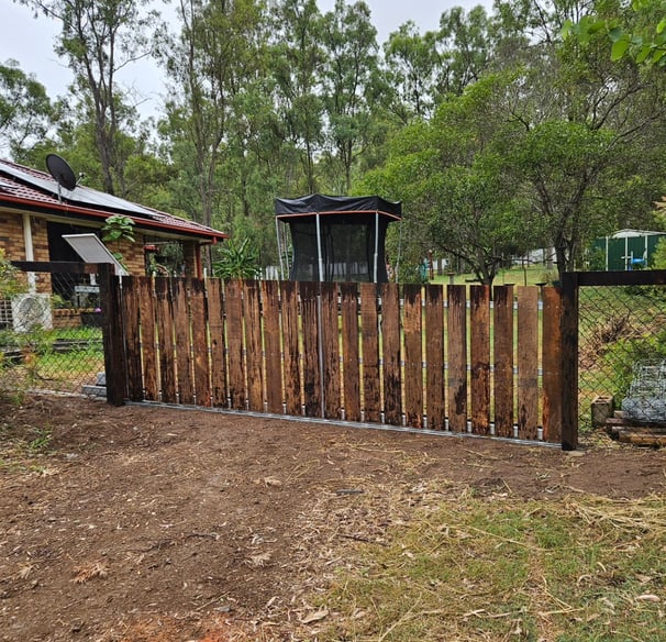 Solar Powered Electric Gate