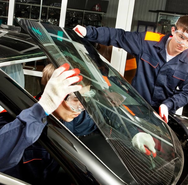 mobile windshield replacement service