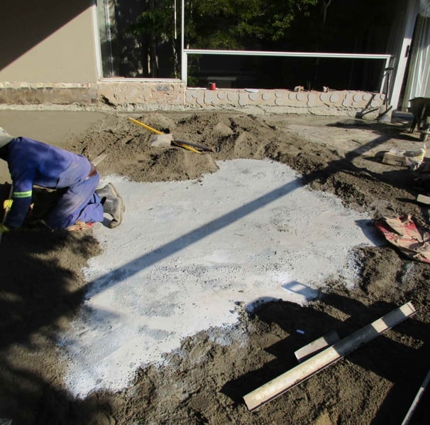 Special advanced screed methods after balcony slab waterproofing. Fourways, Johannesburg