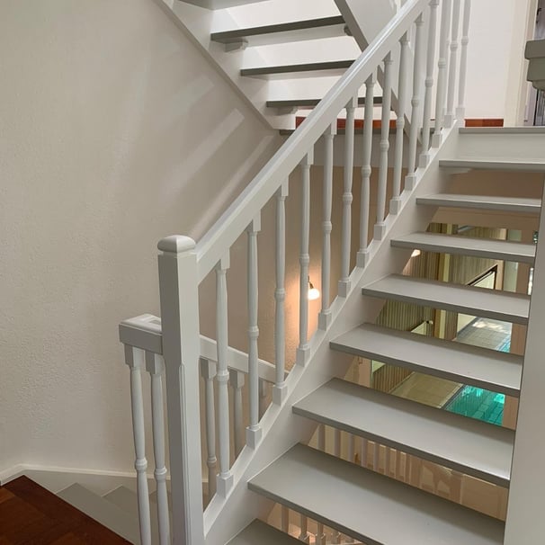 escalier blanc