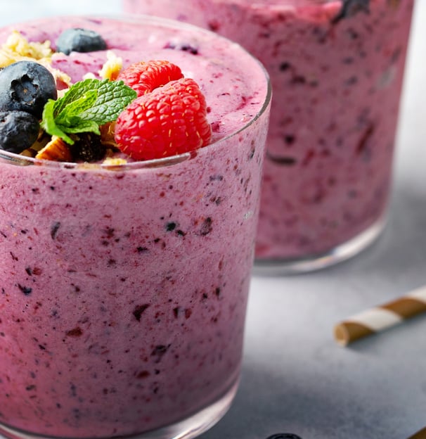 mixed berries smoothie
