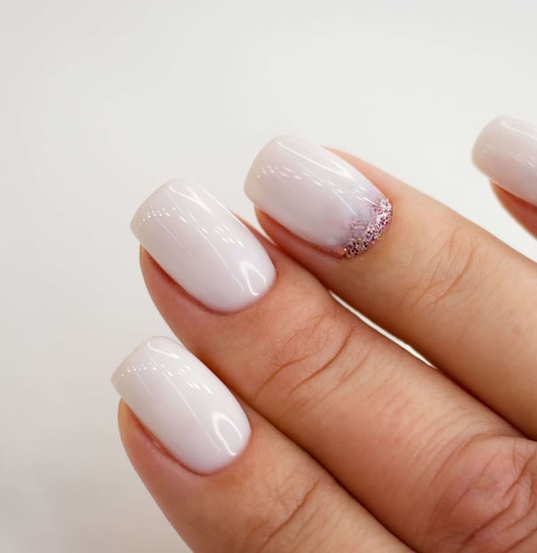 nude nails