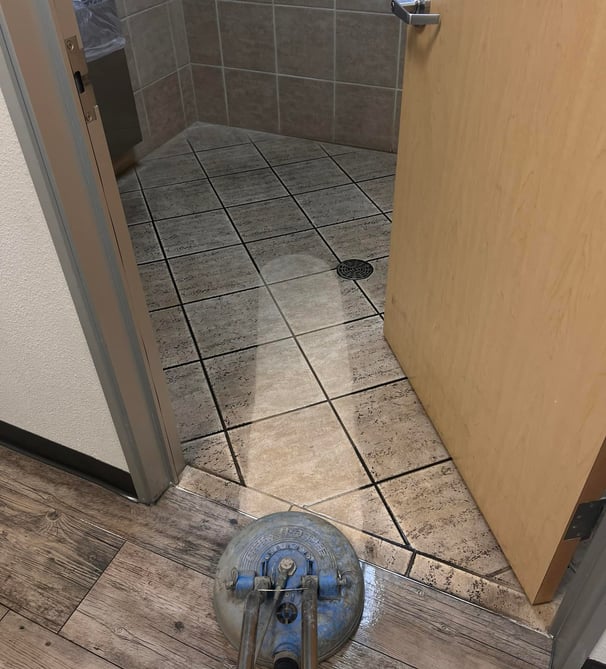 before and after tile and grout cleaning