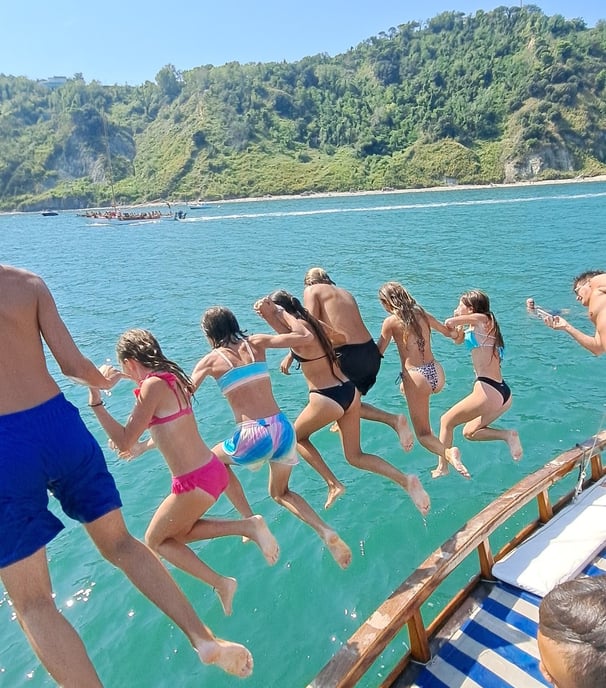 Bagno Vallugola, escursioni in barba, Cutter Falco Thomas