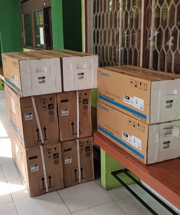 AC Daikin Standard Thailand STC 25 NV