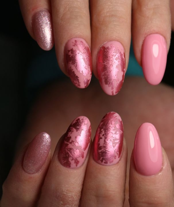 glitter nails