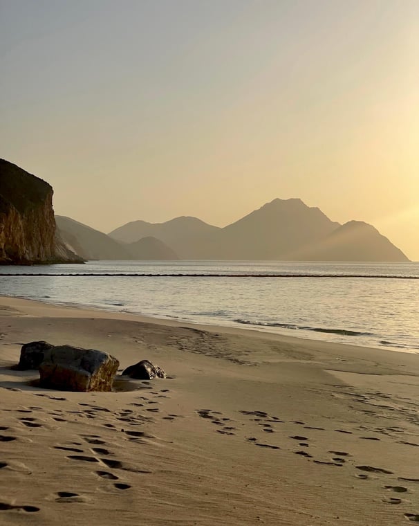 six-senses-zighy-bay-oman-beach-sunset