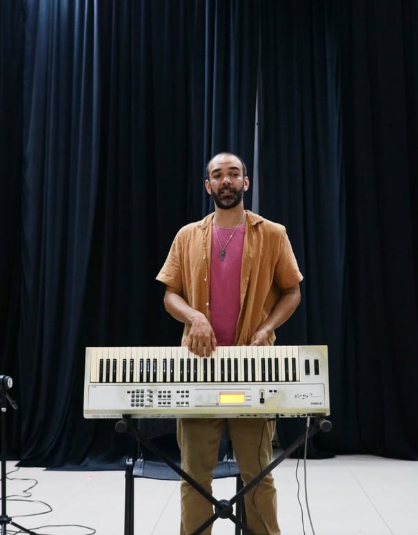 Lenin Correa, bacharel em teclas pela Universidade de Santa Maria (RS)
