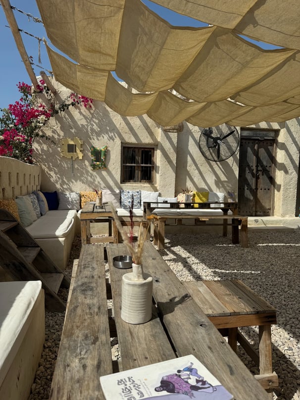 Pin Coffee, Qeshm