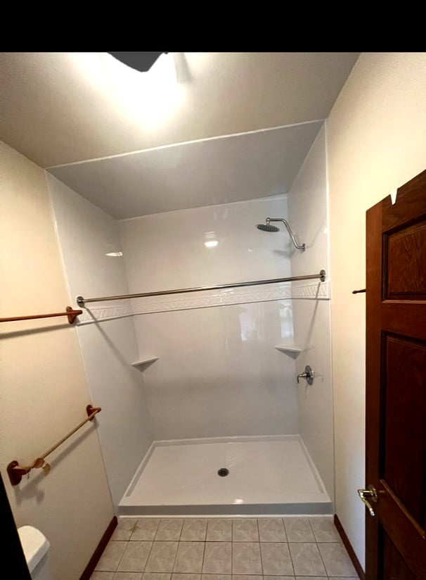 Madison WI large shower install | Ez Remodeling