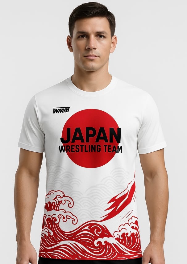 Un homme portant notre tee shirt WMM du Japon