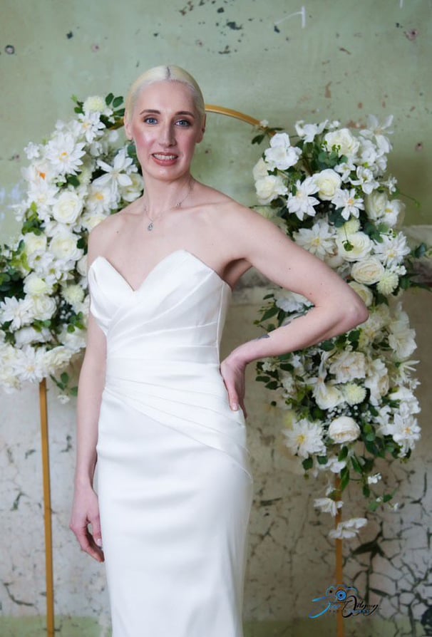 Wedding Makeup by Amor De Oro. Best wedding Make up artist in Burlington, Hamilton, Oakville, Toronto, GTA, Mississauga.