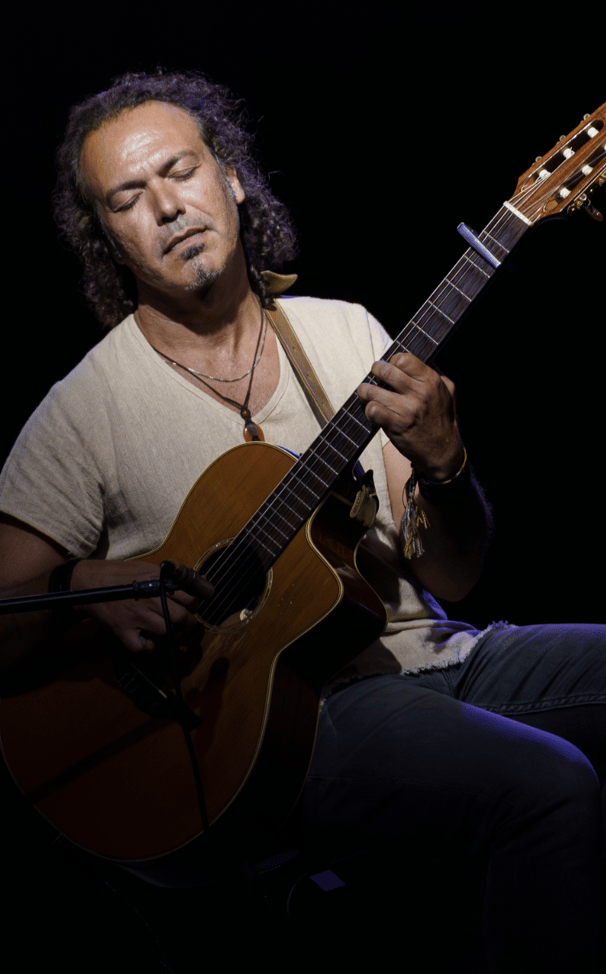 Luca Galeano | Live