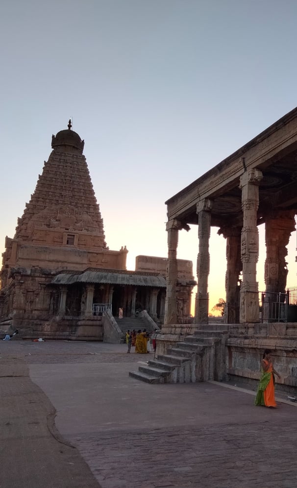 Brihadeeswarar Temple in Thanjavur – South India tour package
